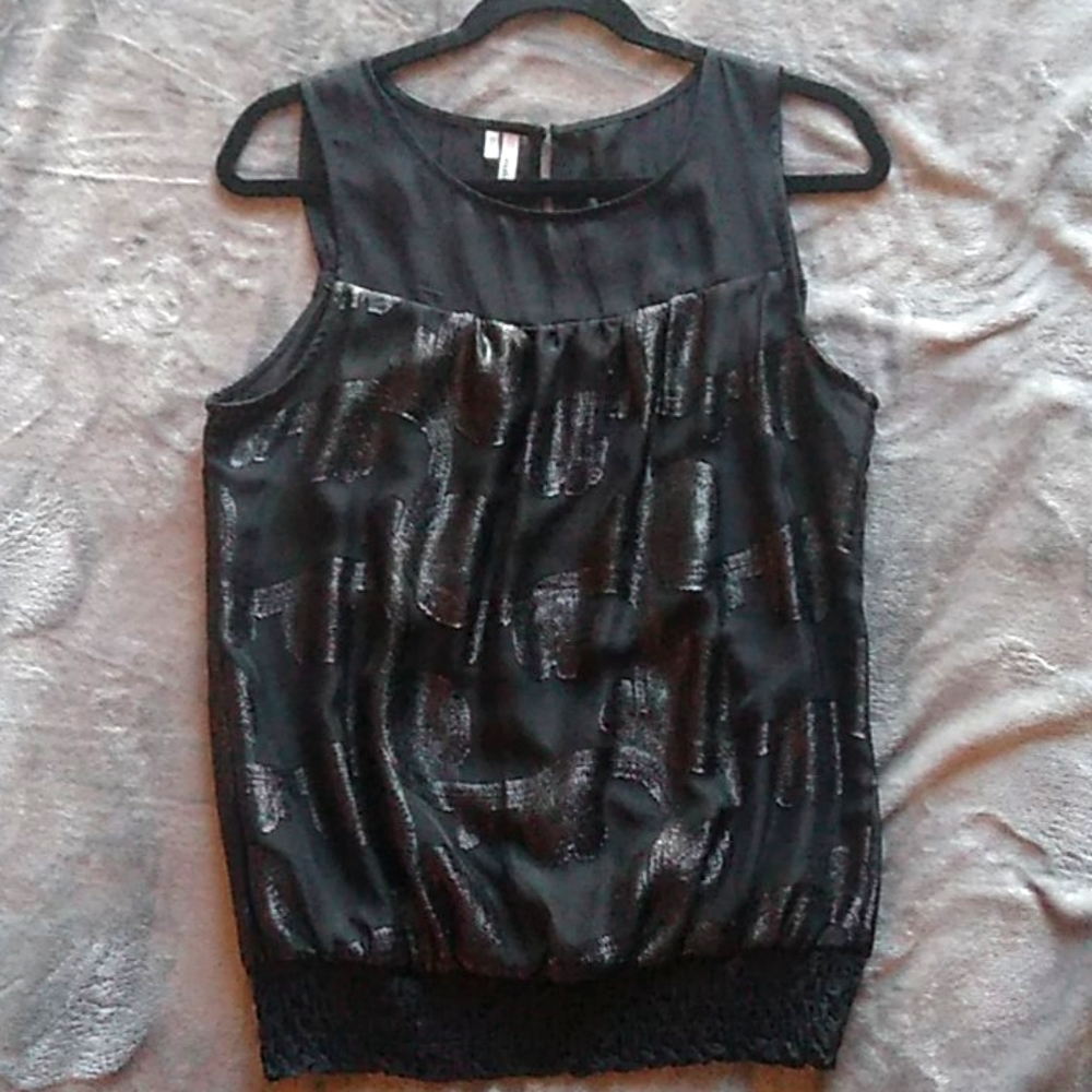 NWOT Black sleeveless top